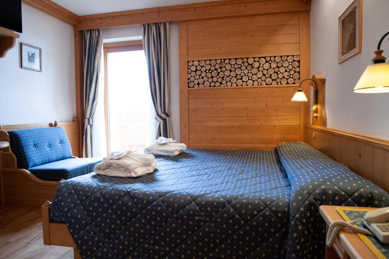 Hotel Posta Forni di Sopra Zewnętrze zdjęcie