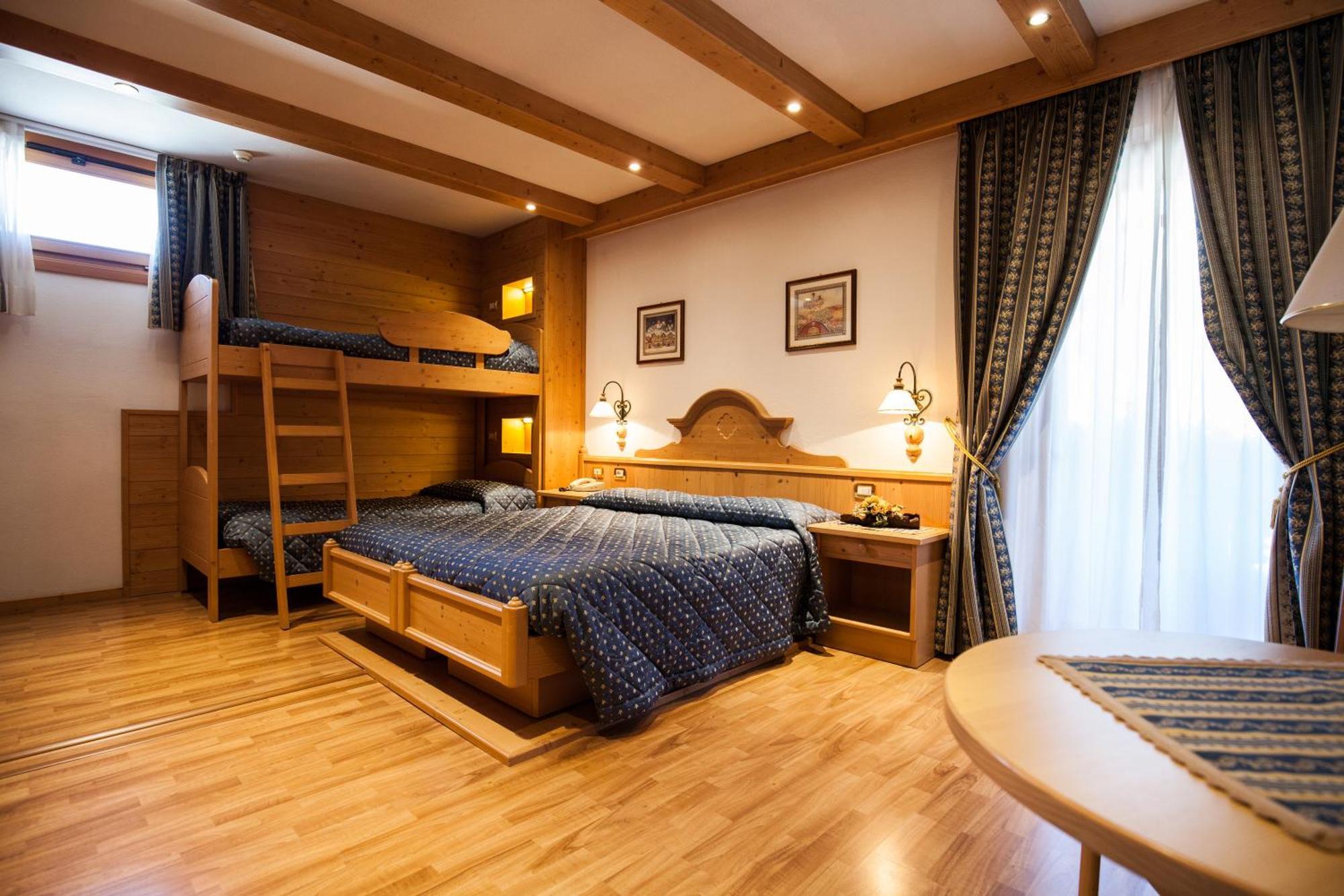 Hotel Posta Forni di Sopra Zewnętrze zdjęcie