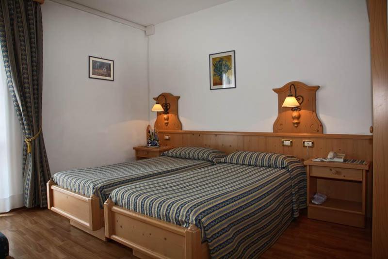 Hotel Posta Forni di Sopra Zewnętrze zdjęcie