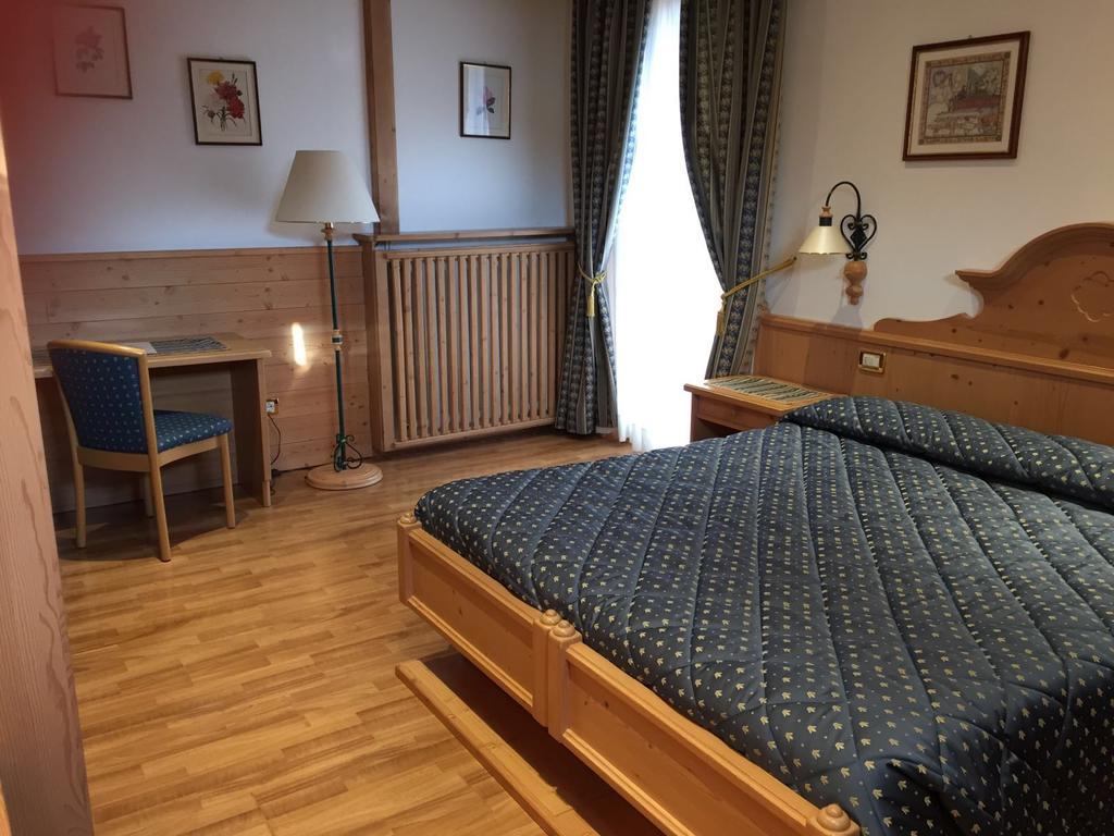 Hotel Posta Forni di Sopra Zewnętrze zdjęcie